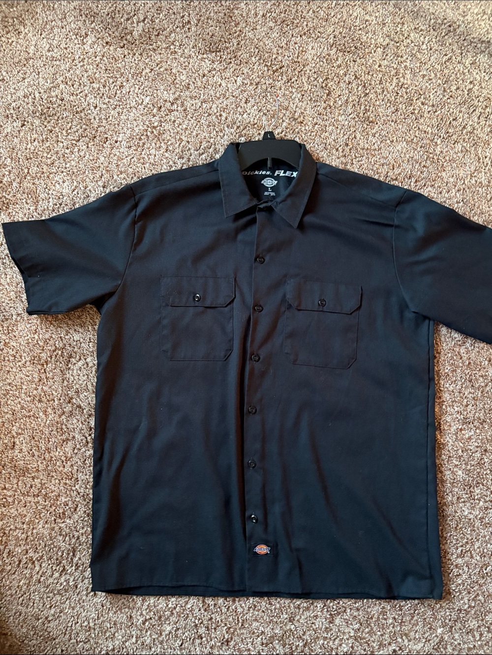 Men’s Dickies button down short sleeve. Great shape. Large.